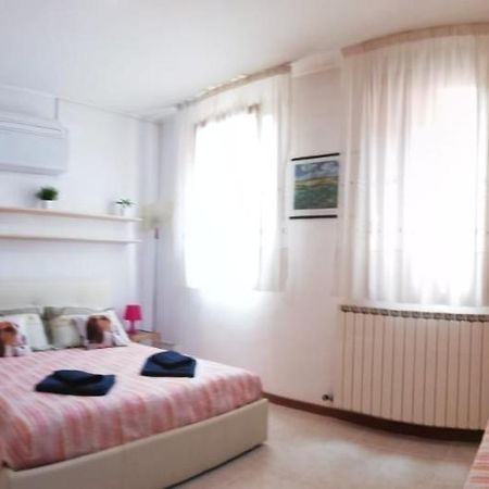 Appartamento Alla Corte Venecia Exterior foto
